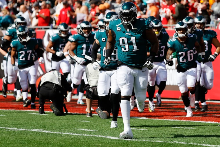 Eagles defensive tackle Fletcher Cox (91).