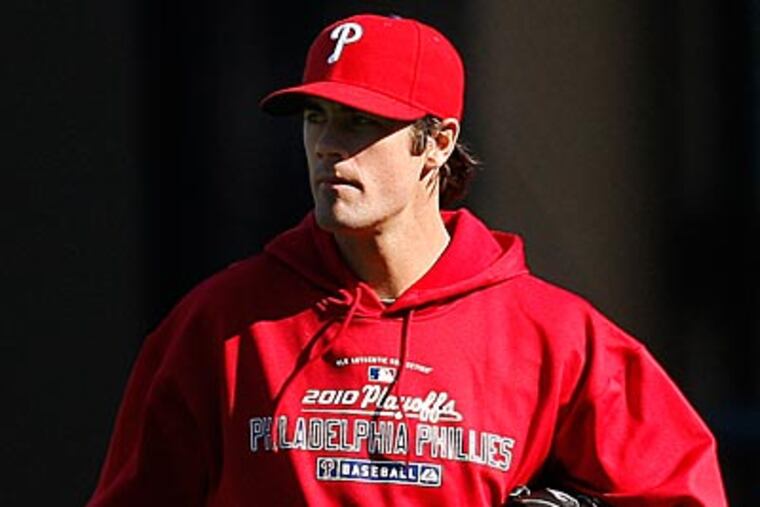 Cole Hamels will take the mound tonight in Game 3 of the NLCS in San Francisco. (David Maialetti/Staff Photographer)