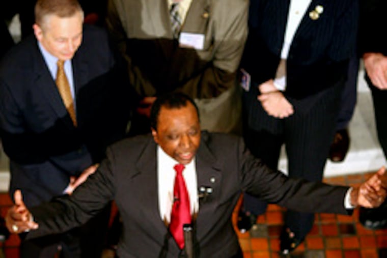 Constitution Party presidential candidate Alan Keyes speaks to gun owners in the Capitol.
