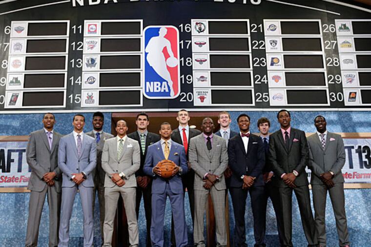 Members of the 2013 NBA basketball draft class pose together before the first round of the draft, Thursday, June 27, 2013, in New York. (Kathy Willens/AP file)
