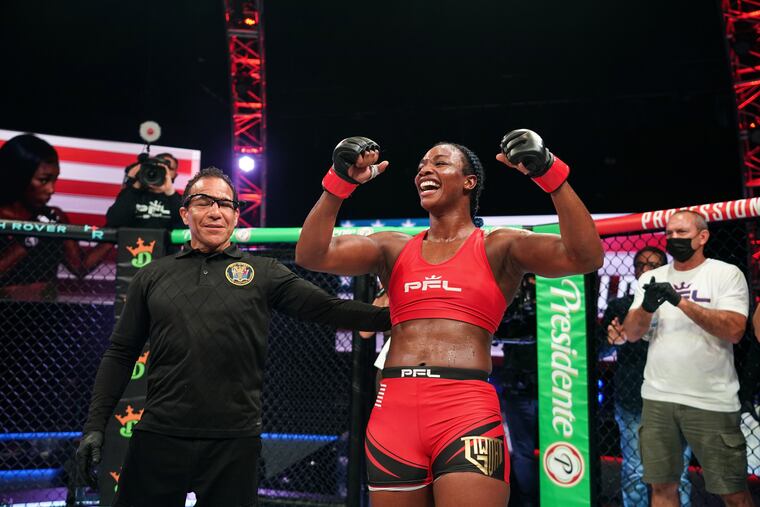 Claressa Shields' first MMA match was a success after a slow start.