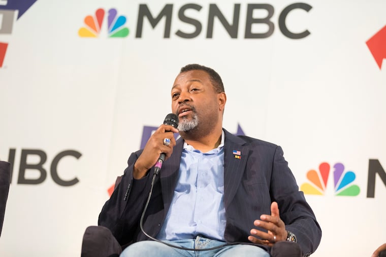 Malcolm Nance at Politicon in 2017.