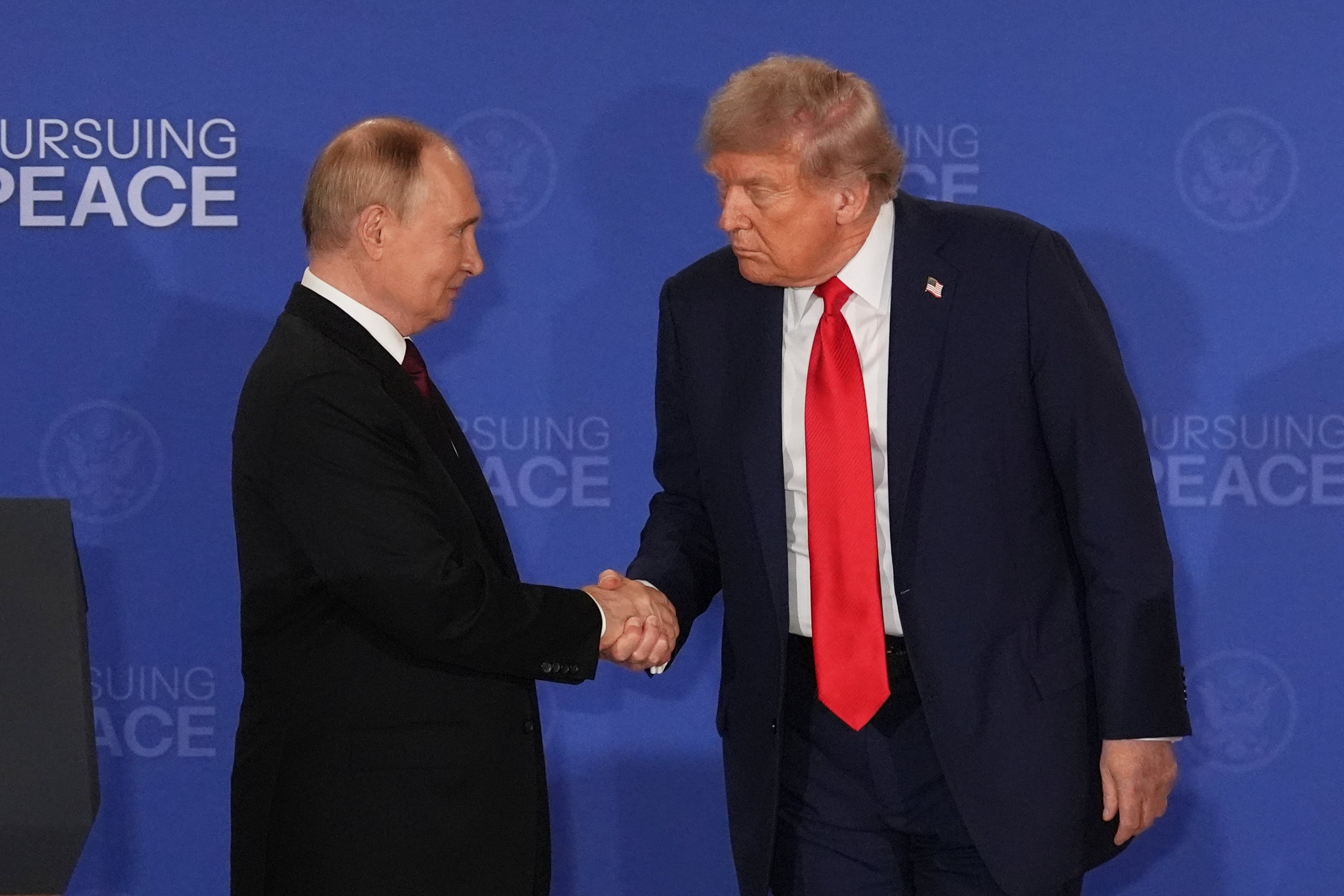 Russia proposes a Trump-Xi-Putin meeting in China next month