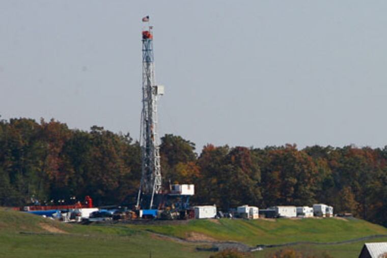 UDI 58 rig drills for gas in Lycoming County, Pa. on a Chief Oil & Gas lease. ( Michael S. Wirtz / Staff Photographer )