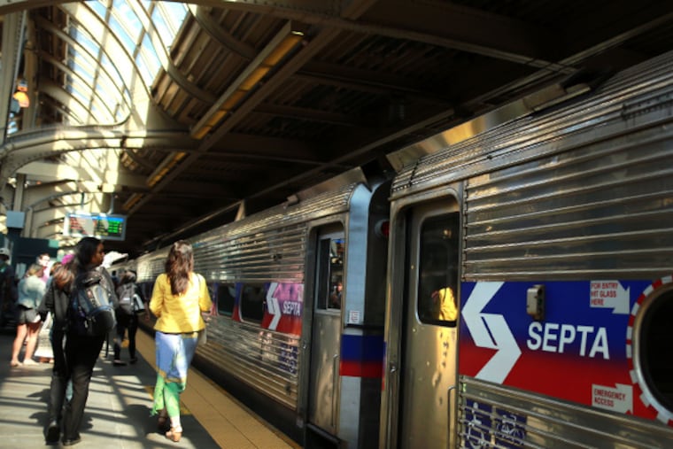 A SEPTA Trenton Line train pulls into 30th Street Station, Sunday, June 15, 2014. (DAVID SWANSON/Staff Photographer)