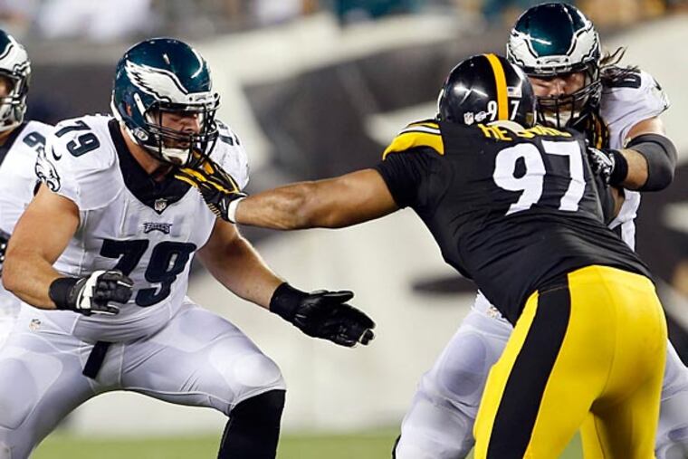 Eagles offensive linemen Todd Herremans (left) and Jason Kelce. (Yong Kim/Staff Photographer)