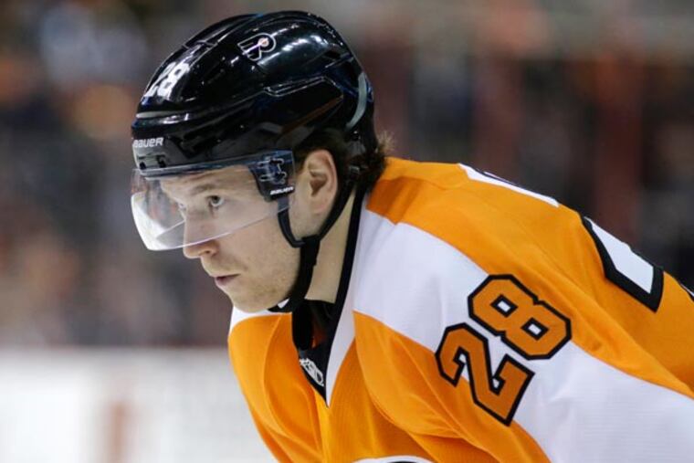 Claude Giroux during an NHL hockey game against the New Jersey Devils, Thursday, April 18, 2013, in Philadelphia. (Matt Slocum/AP file)