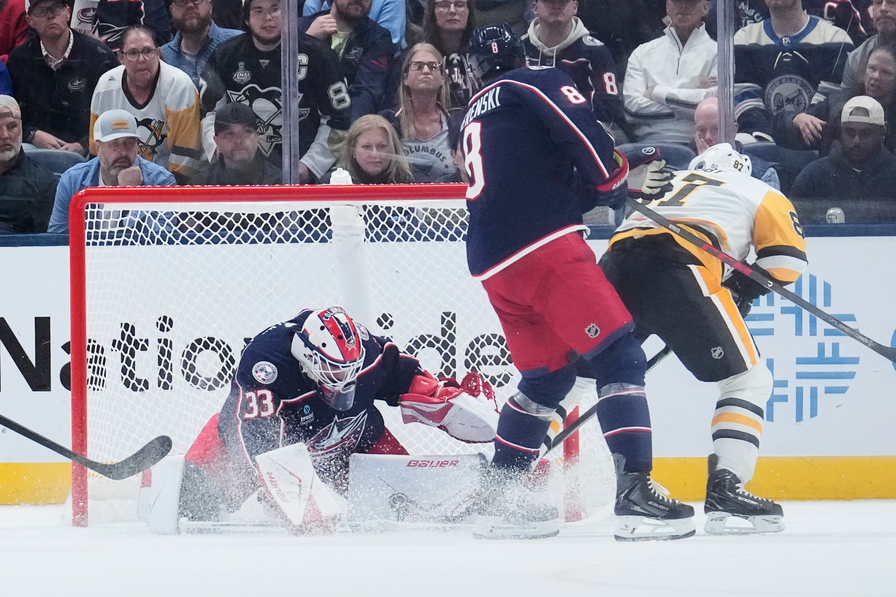 Blue Jackets' Cam Talbot sets NHL record by winning with 9th different team
