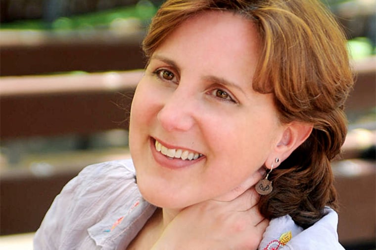 Soprano Dawn Upshaw conducts a master class for Opera Philadelphia on Tuesday at the Kimmel Center's Perelman Theater.