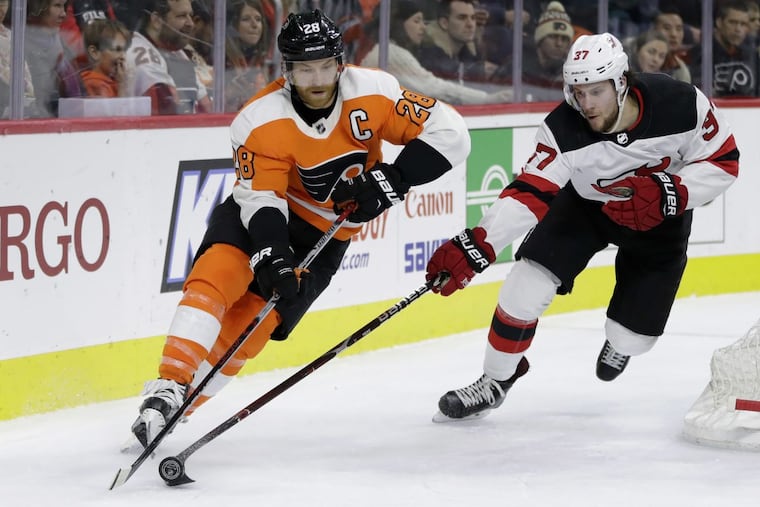 Claude Giroux and the Flyers will face Pavel Zacha and the Devils Tuesday night at the Wells Fargo Center.