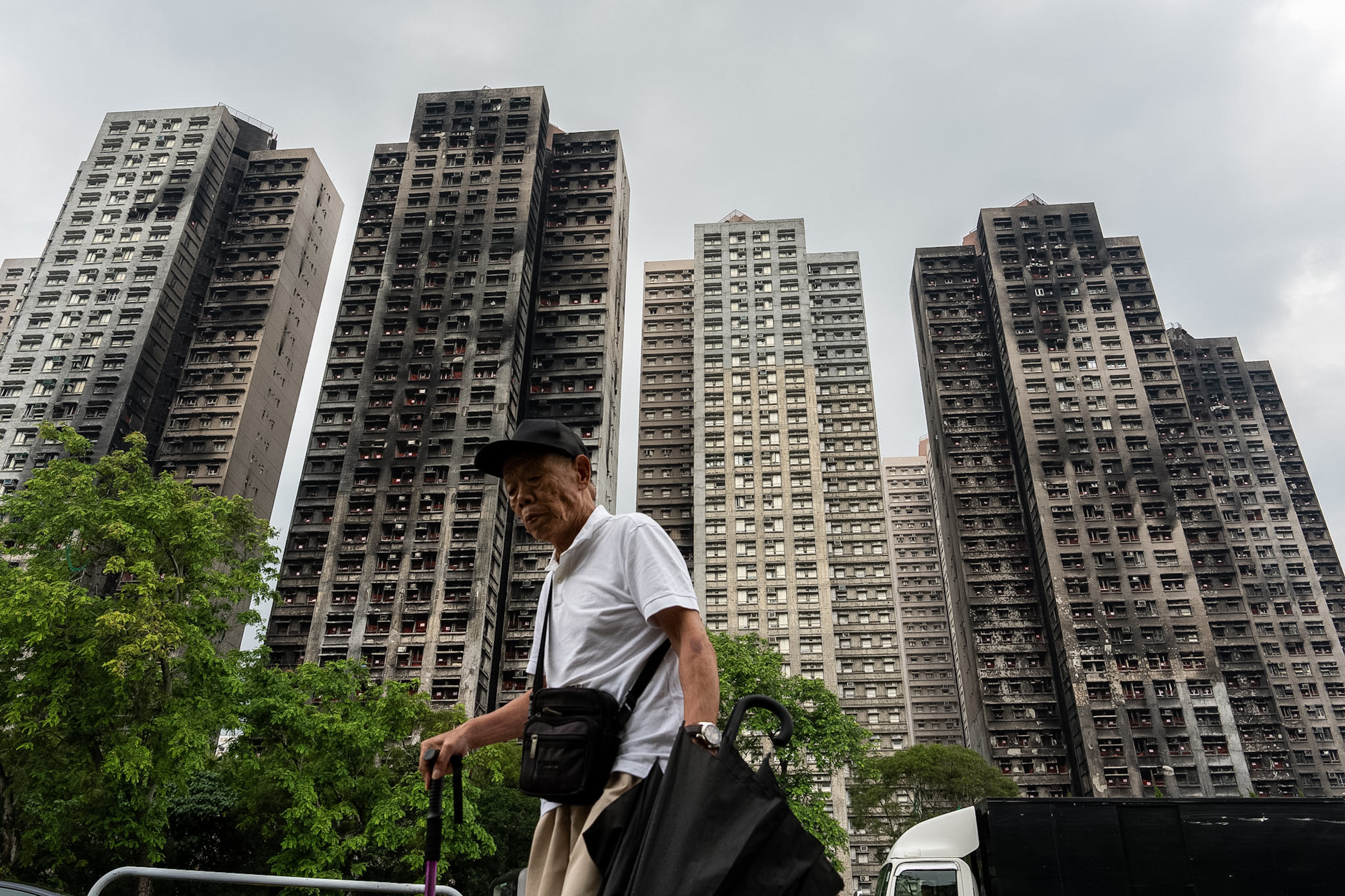 Hong Kong Housing Minister Resigns After Deadly Fire Inquiry