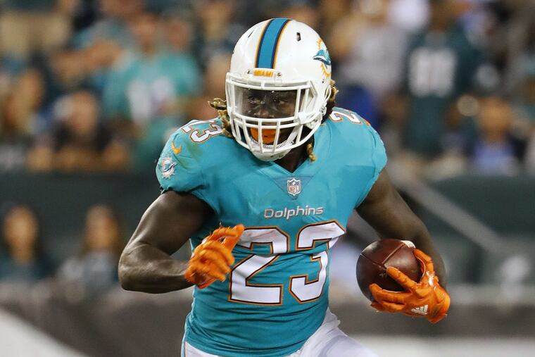 Will Miami Dolphins running back Jay Ajayi win the rushing title?