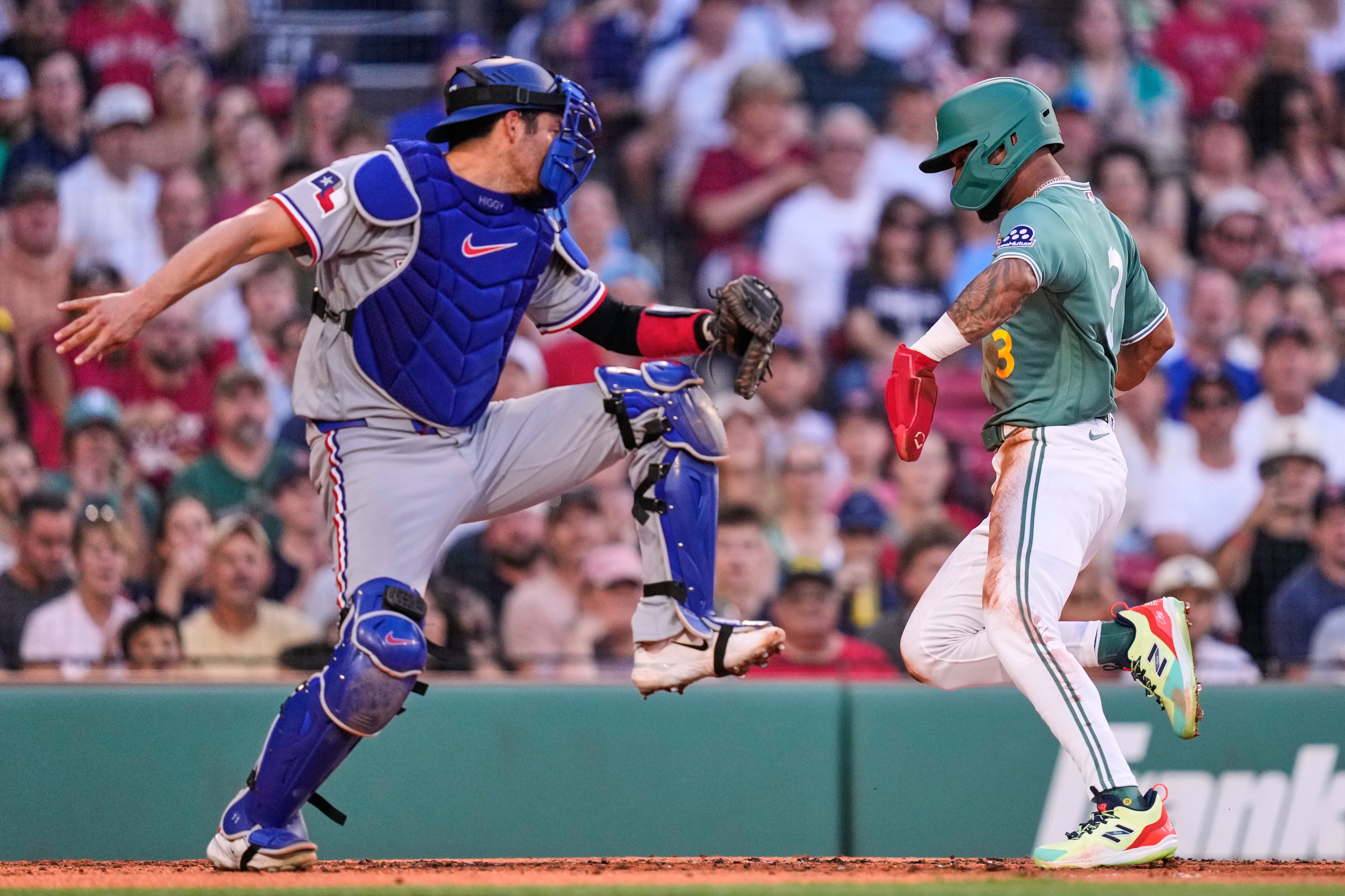 Rafaela's three-run homer lifts Red Sox past Rangers, Gray dominates on mound