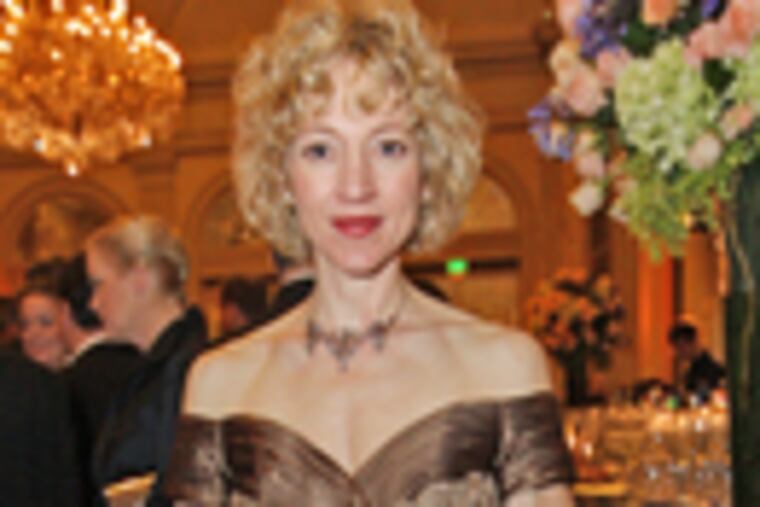 Yael Gillman in copper-colored Chris Kole, reflecting a trend to metallics.