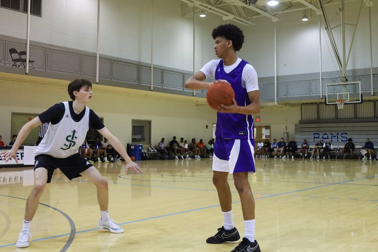 Roman Catholic's Sammy Jackson in action against St. Joseph of Hammonton, N.J., at the Philly Live showcase.