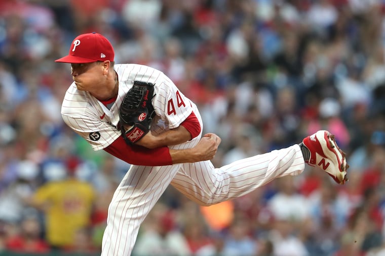 Kyle Gibson pitches against the Mets on Aug. 6.