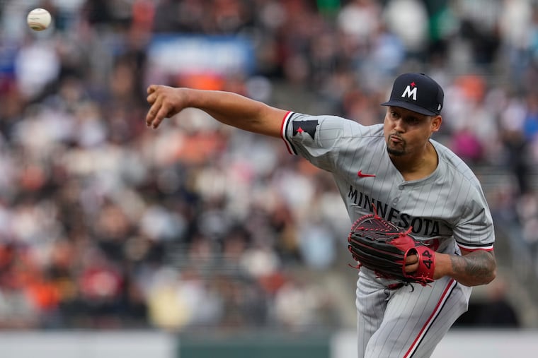 Jhoan Duran's fastball averages 100.2 mph.