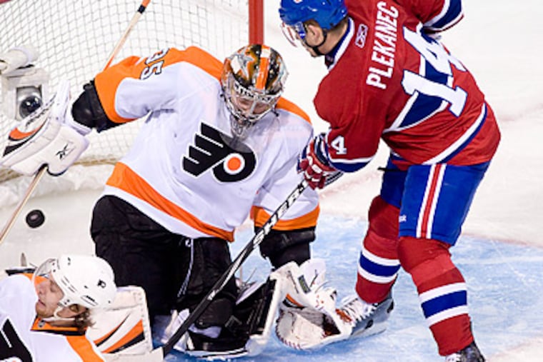 Sergei Bobrovsky is 3-1-2 over his past six starts before last night's game. (AP Photo/The Canadian Press, Graham Hughes)