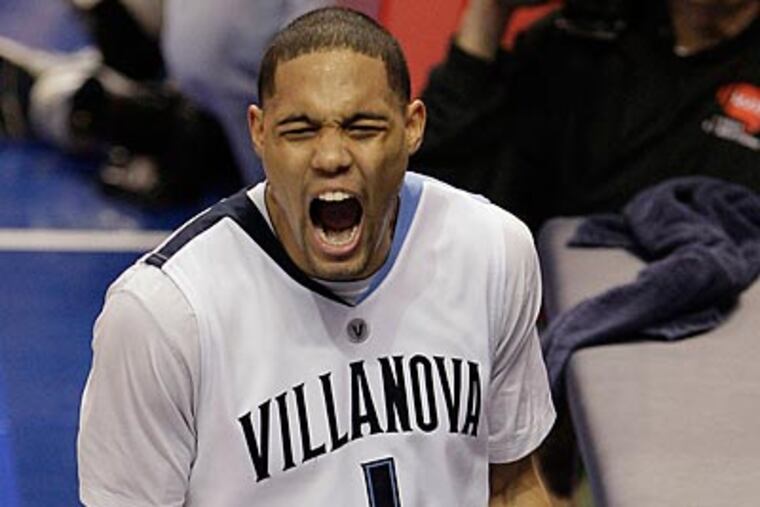 Villanova guard Scottie Reynolds finished with 27 points in yesterday's win over Georgetown. (David Maialetti/Staff Photographer)