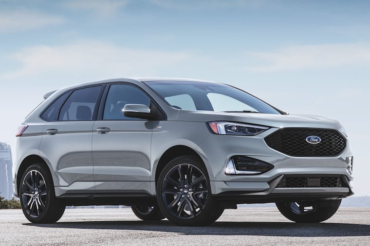 The 2020 Ford Edge ST handles nicely and moves quickly, but also feels quirky, if you're not accustomed to it.
.