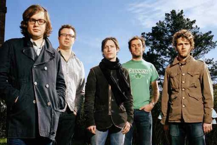 The British quintet Gomez played with passion, albeit without varying the temperature very much, at the Theatre of Living Arts on Saturday.