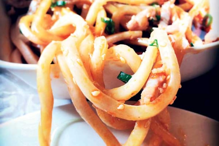 The "ding dang" noodles with shredded pork from Traditional Szechuan Restaurant in Chinatown. ( Photo by Craig LaBan )