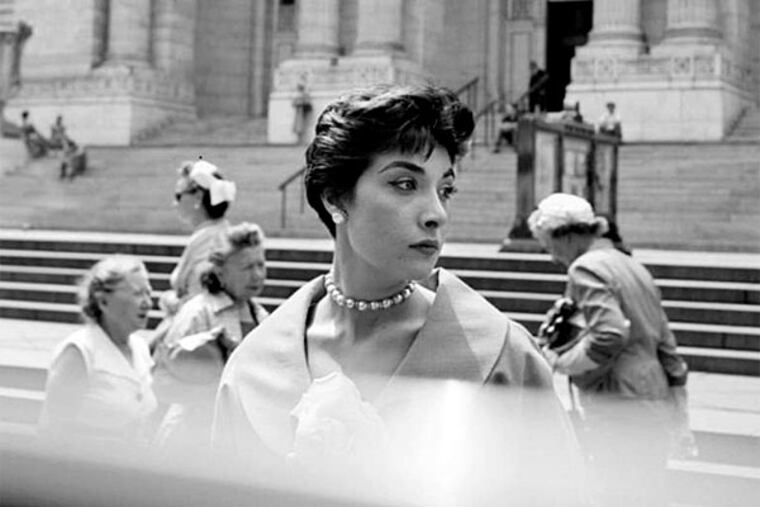 "Finding Vivian Maier" tells of a nanny's hidden trove of her stunning photographs. (Vivian Maier/Maloof Collection)