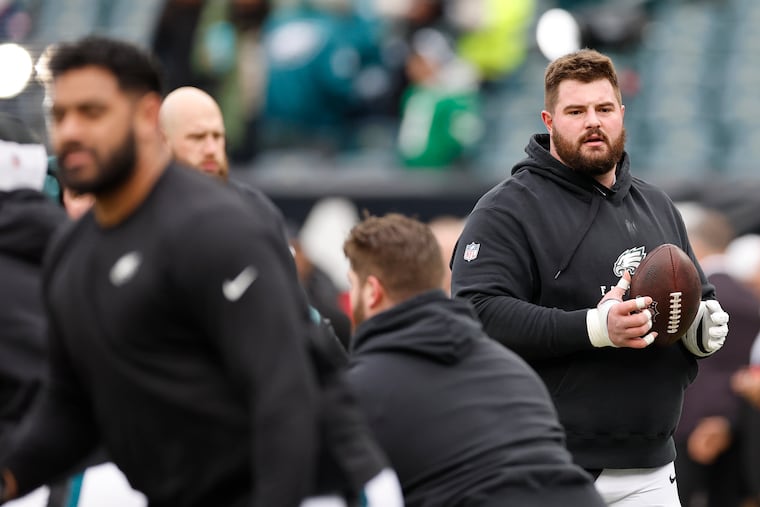 Eagles offensive lineman Landon Dickerson left the NFC championship with a knee injury.