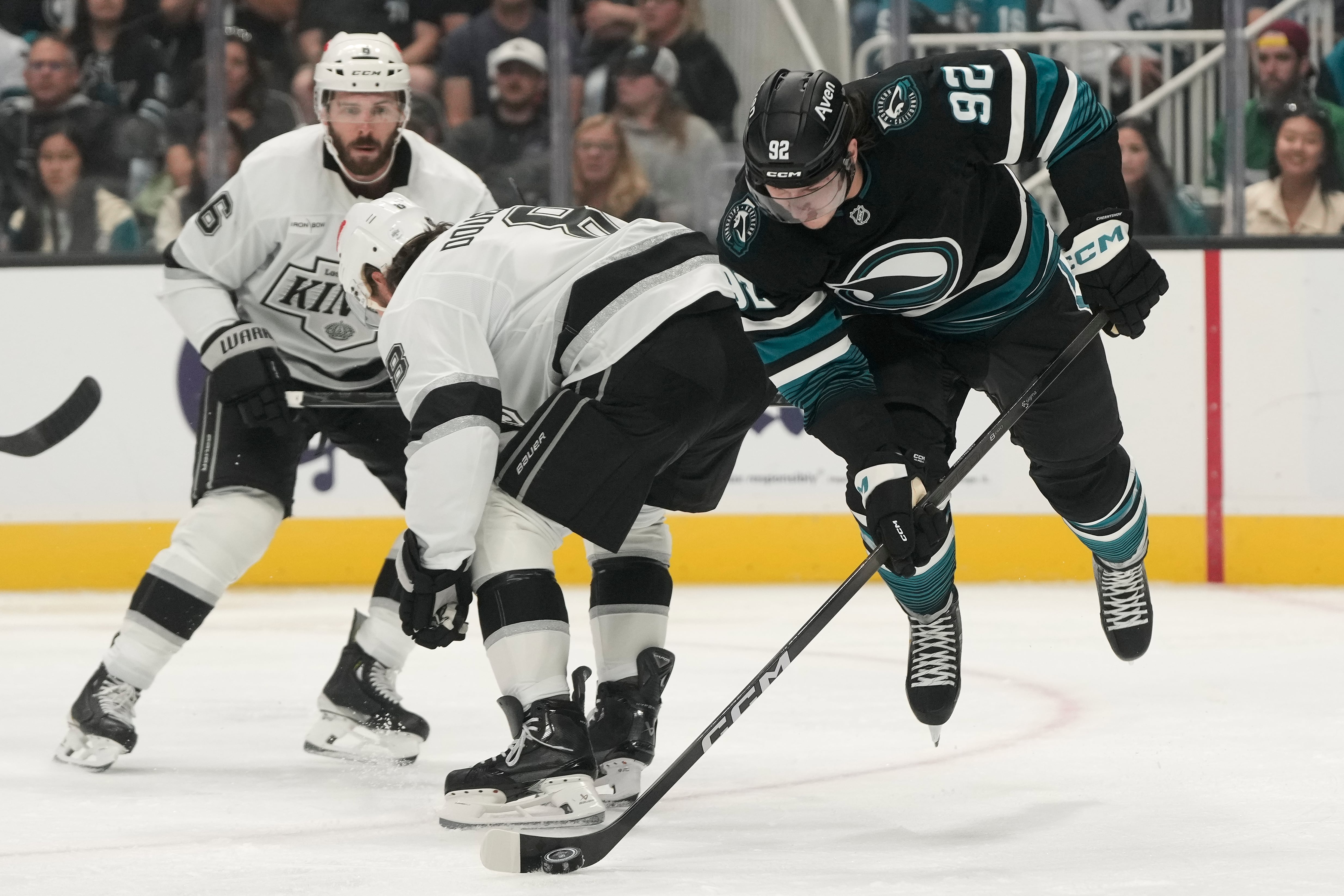Chernyshov's 2nd goal of the game gives the Sharks a 5-4 overtime win over the Kings