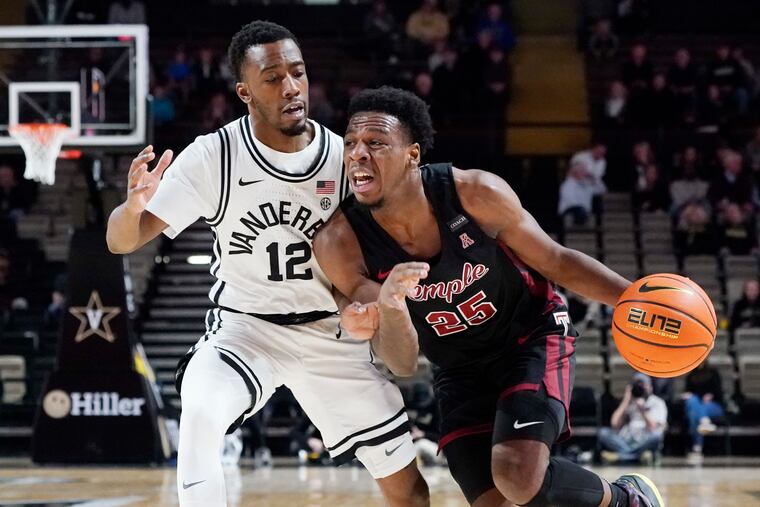 Temple's Jeremiah Williams (25) drives against Vanderbilt's Trey Thomas (12) during the first half of their game on Tuesday, Dec. 7, 2021, in Nashville, Tenn.