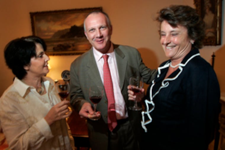 Amaury de Condé (center), founder of WhisperWine.com, with his wife, Valérie (right), and Marie-Odile Savarit, both cofounders, at an Acorn Club wine-tasting.