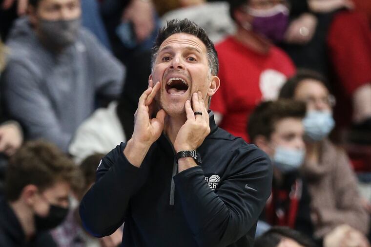 St. Joseph's coach Billy Lange during a victory over Duquesne last month.