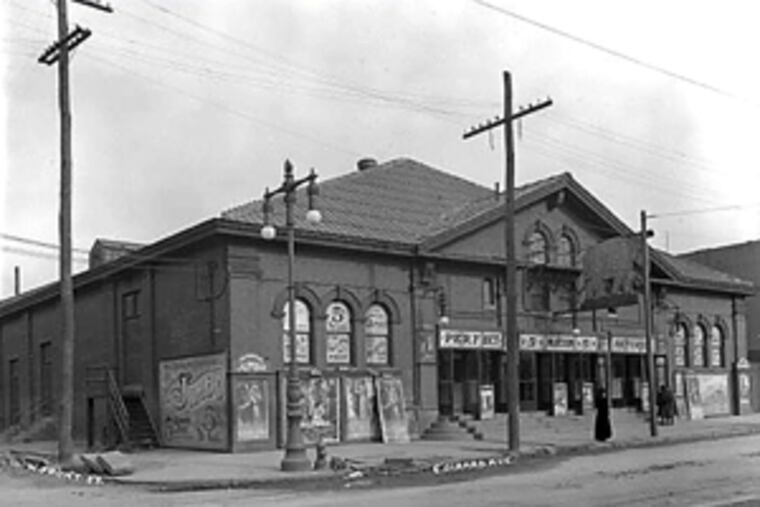 The Jumbo Theater in 1915.