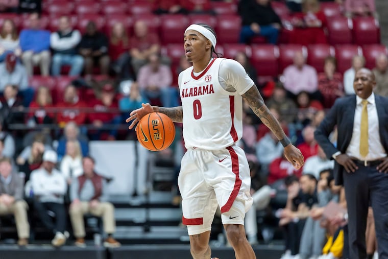 Alabama guard Labaron Philon averaged 22 points, 3.5 rebounds, and 5 assists in 33 games as a sophomore.