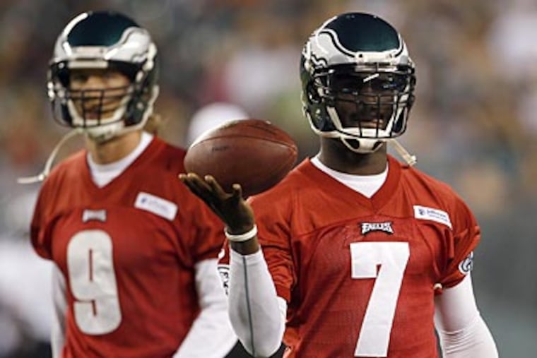"I'm not really concerned at all" about having played just 12 preseason snaps, Michael Vick said. (Yong Kim/Staff Photographer)