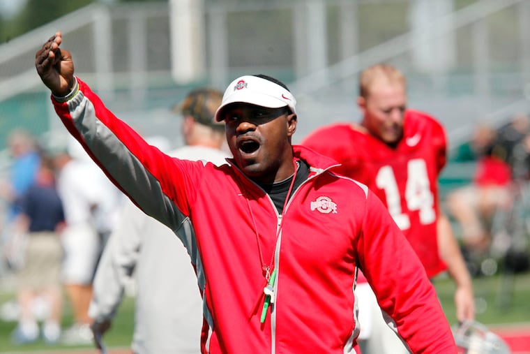 Stan Drayton during his time as Ohio State receivers coach in 2011.