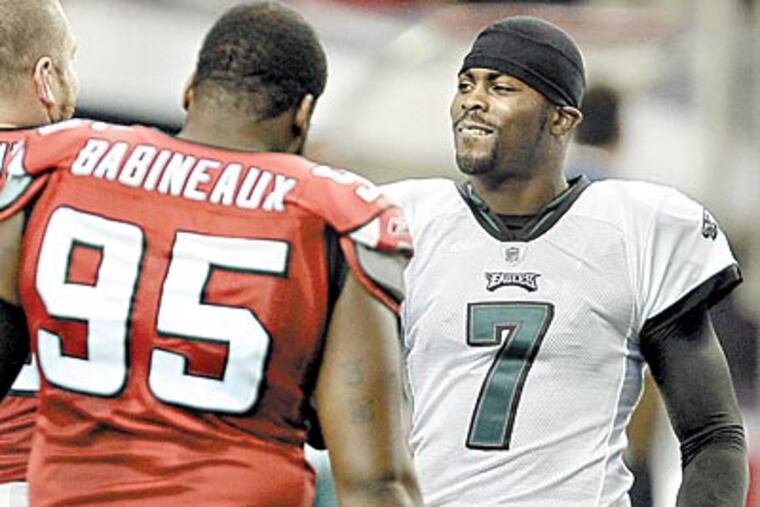 Michael Vick returns to Atlanta to play his former team. (David Maialetti/Staff Photographer)