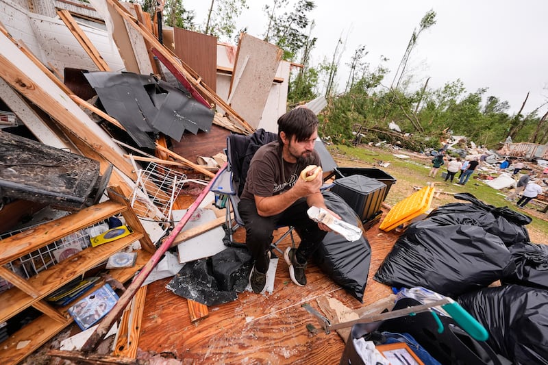 Nearly 500 homes damaged in Mississippi storms as multiple tornadoes ...