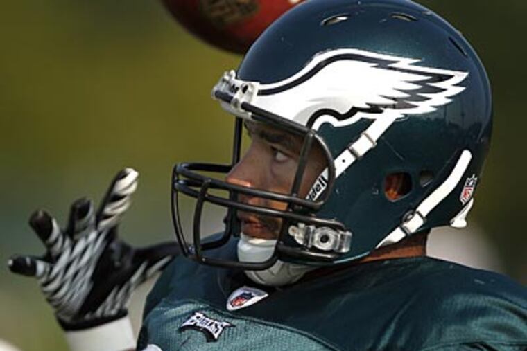 Rookie tight end Clay Harbor has moved ahead of Cornelius Ingram on the depth chart. (David Maialetti / Staff Photographer)