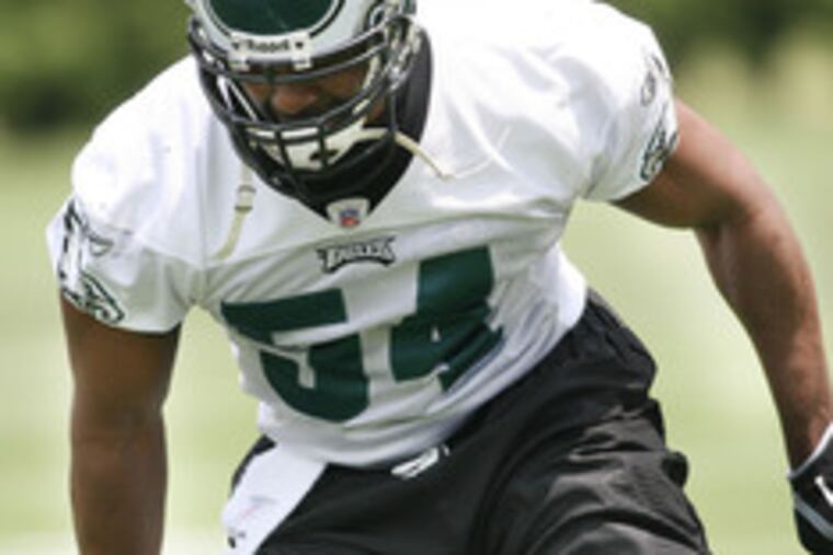 Jeremiah Trotter goes through a workout at minicamp.