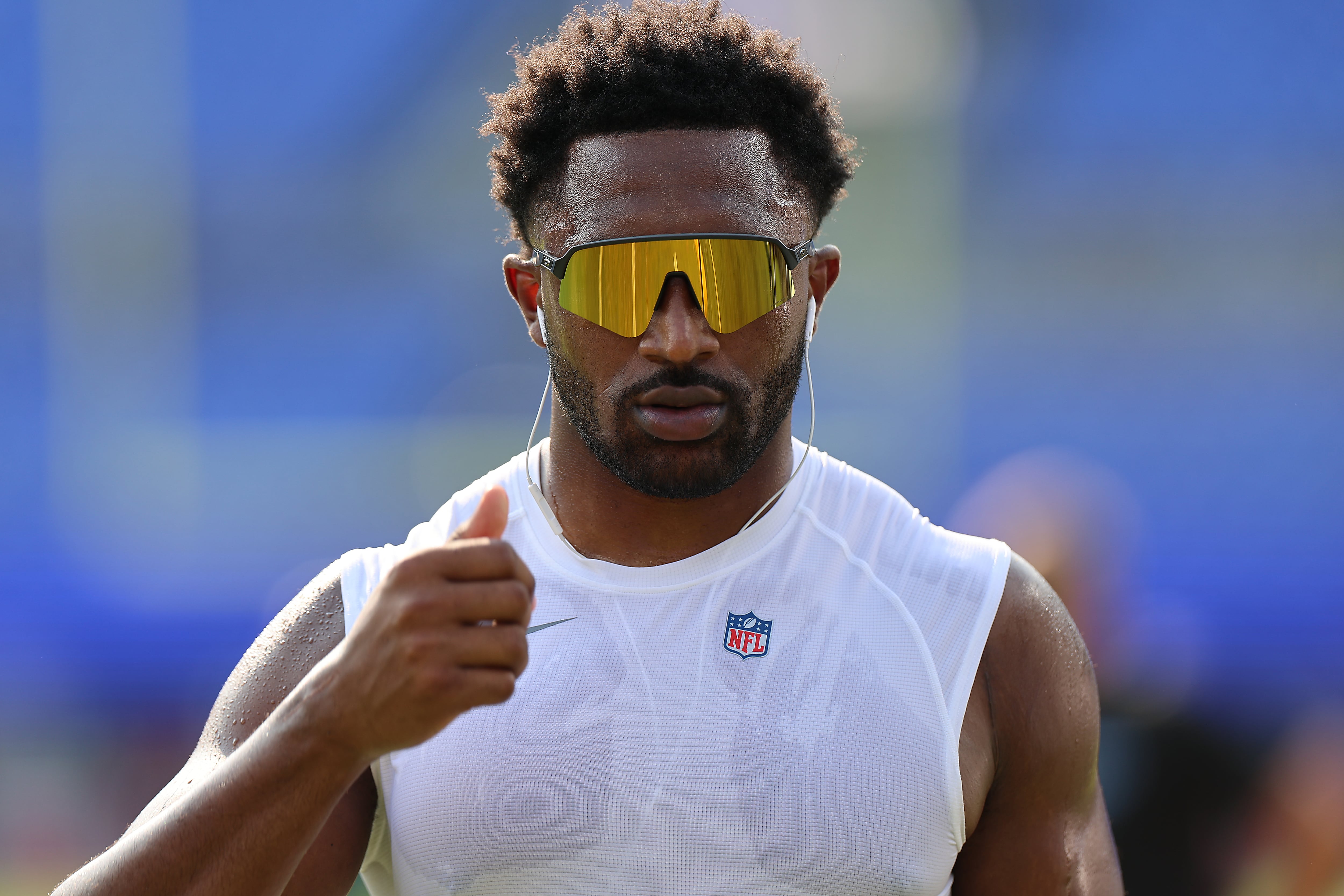 Eagles edge rusher Jonathan Greenard practices Wednesday, status for Sunday still in question