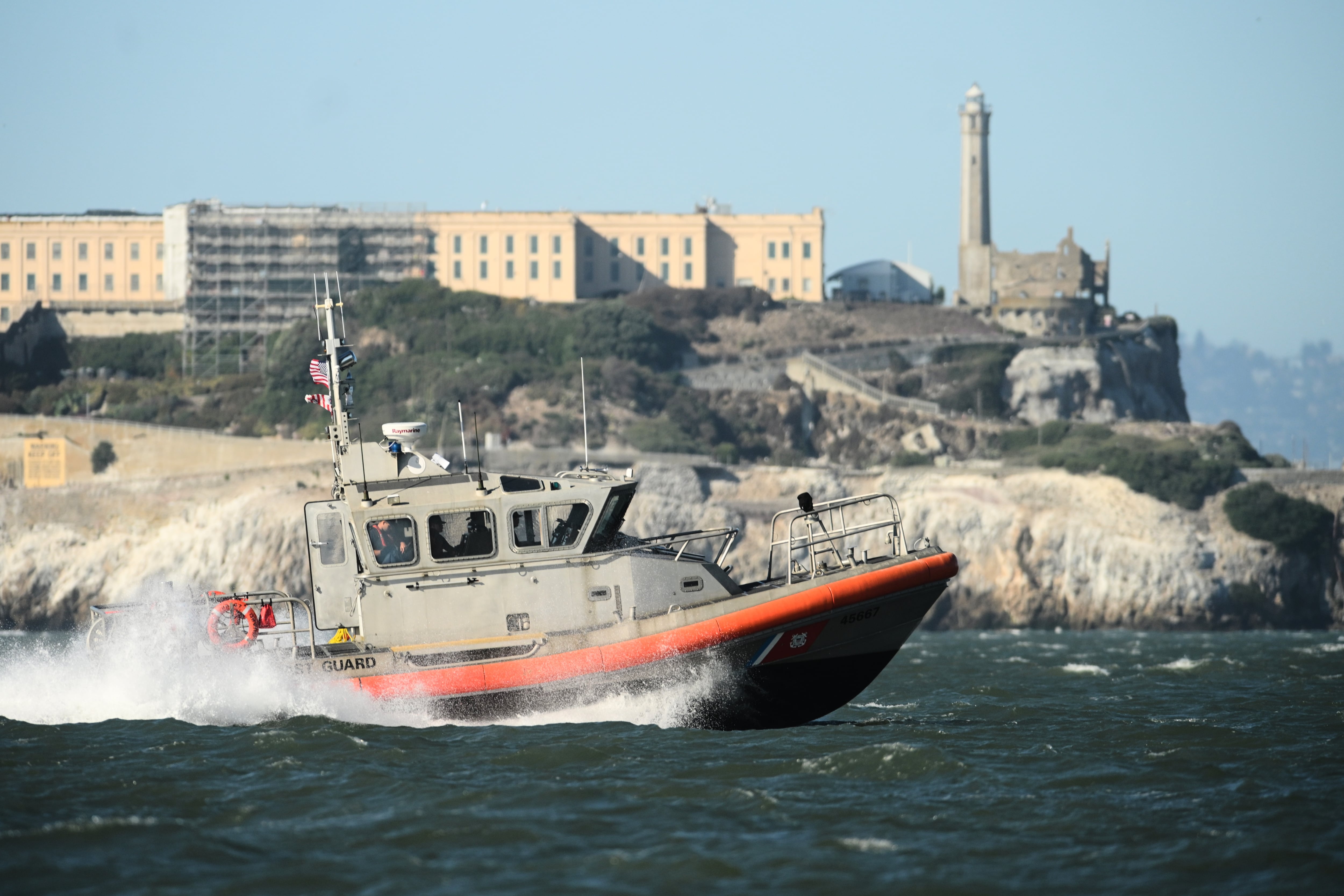 1 dead and 2 missing after boat sinks near Alcatraz Island off San Francisco
