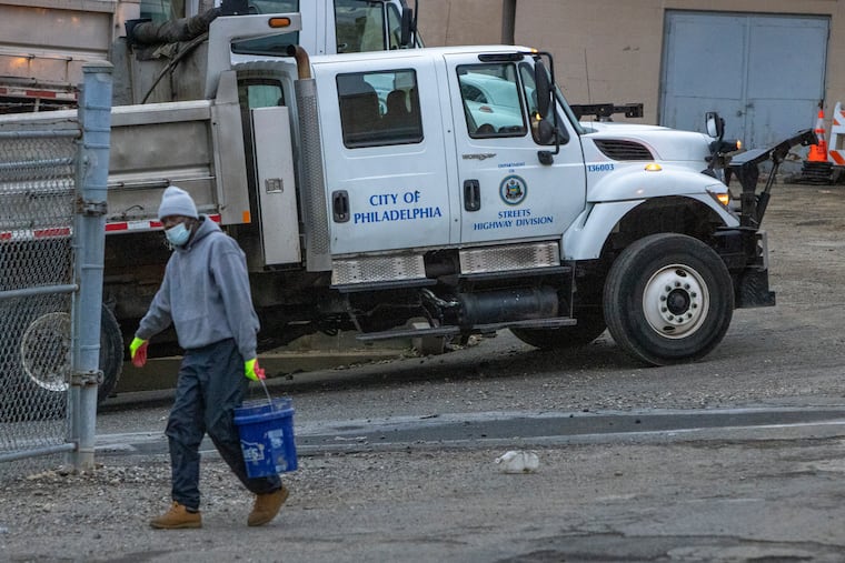 One of the current civil service jobs hiring in Philadelphia is in highway maintenance.