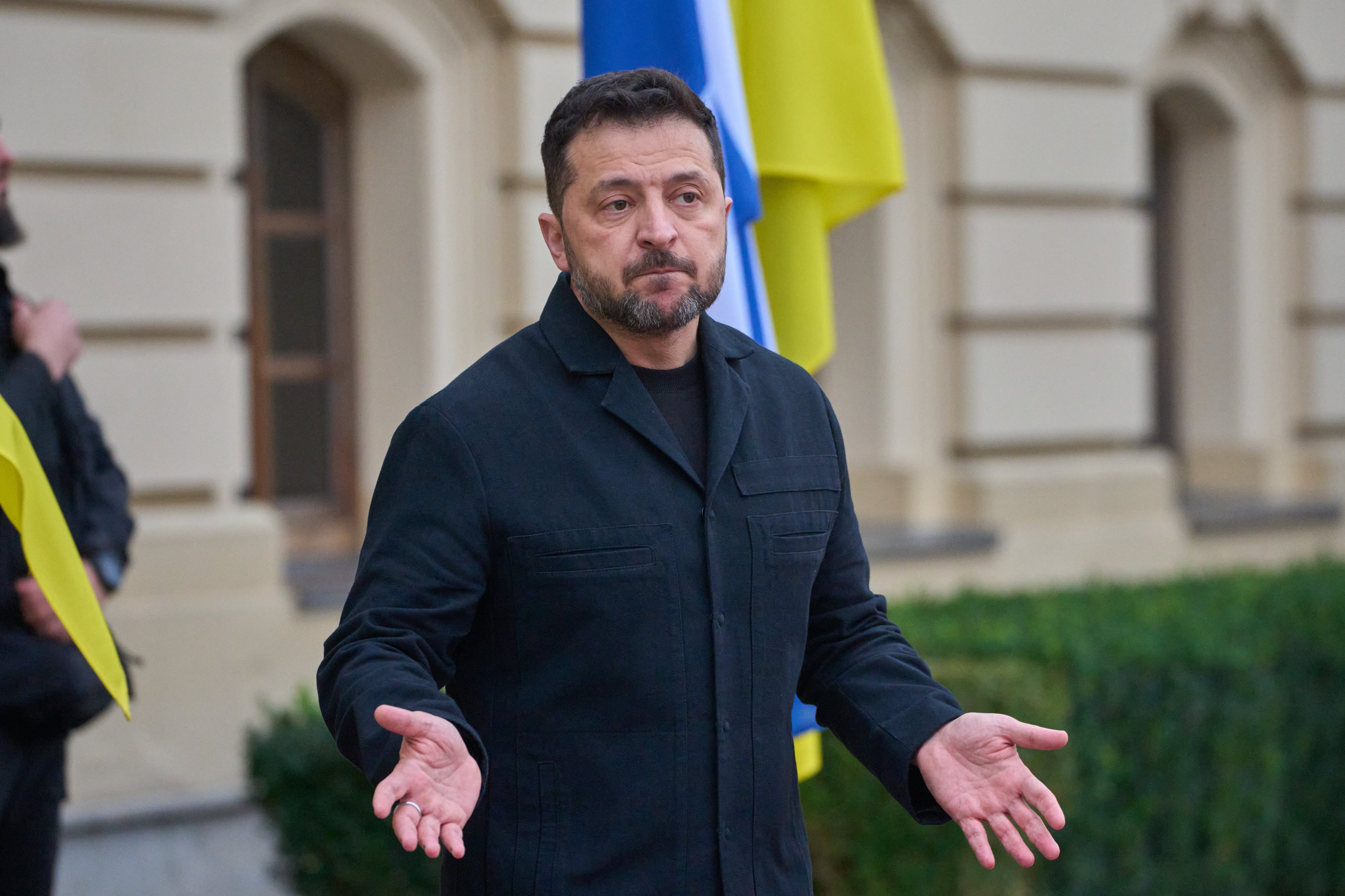 Conflicting Accounts Emerge Over Ukraine’s Access to Starshield