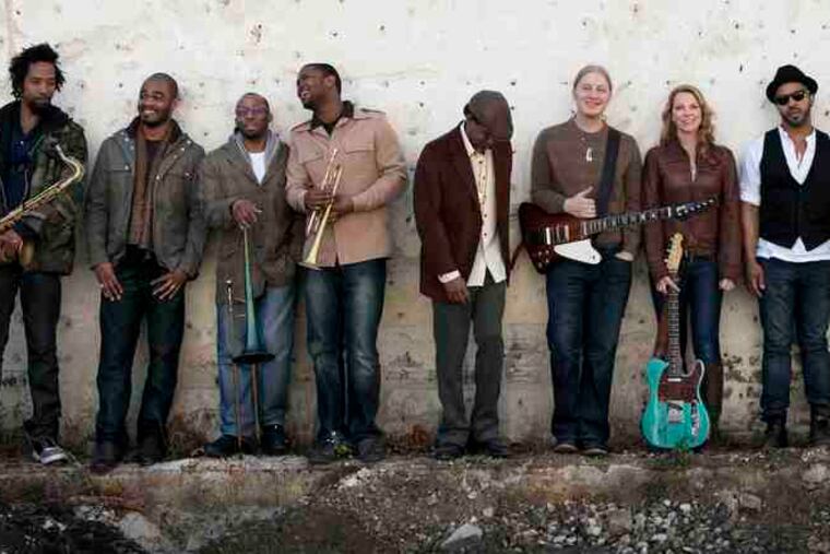 Blues-funk Tedeschi Trucks Band, with husband-wife duo Susan Tedeschi and Derek Trucks, headline with Steve Earle and the Dukes (and Duchesses) Thursday at Tower Theater.