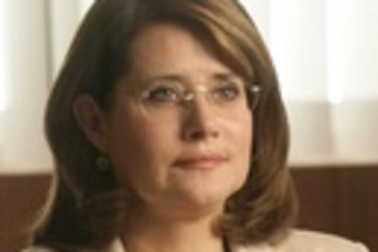 Lorraine Bracco, Dr. Melfi. "You don't just drop a patient like a hot potato," said one therapist.