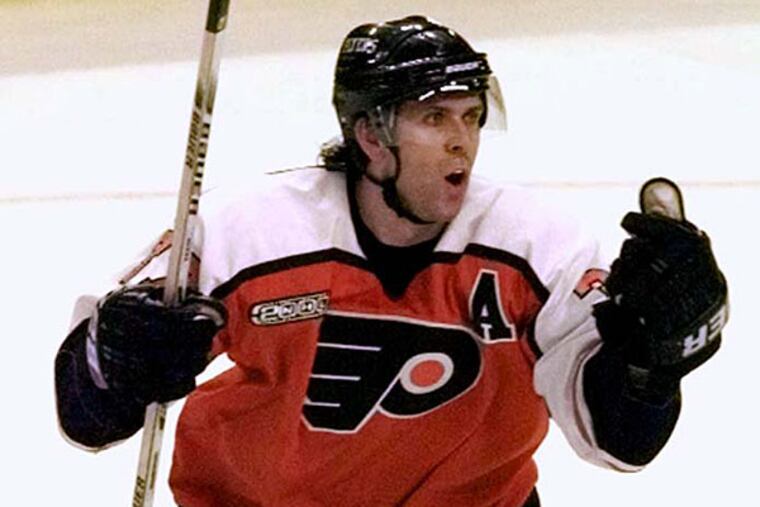 Eric Desjardins – Acquired along with John LeClair in the Mark Recchi trade in 1995, Desjardins spent the final 11 seasons of a 17-year career in Philadelphia, establishing himself as one of he top blueliners in team history along the way. He was a seven-time winner of the Barry Ashbee Trophy, awarded by the Flyers to the team’s most-outstanding defenseman. He is second only to Mark Howe in goals (93) assists (303) and points (396) among Flyers defensemen and is 18th overall in points. A three-time NHL All-Star, he represented Canada in the 1996 World Championships and the 1998 Olympics. (AP File Photo)