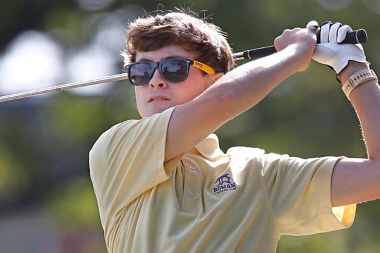 Roman golfer Alex Durelli, a junior, was born with a health condition and his parents were told he wouldn't live through high school. Now, he's one of the best golfers in the Catholic League.