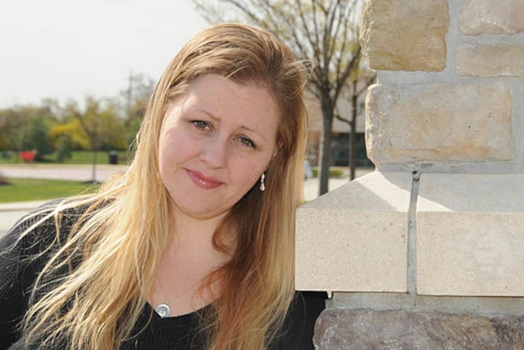 Mischelle Lewis thought she'd found the man of her dreams - little did she know he was really a psychopath. But thanks to her, the con-artist ex boyfriend is behind bars. She's speaking out to help other victims of his as well as all the other women he was married to or romantically linked.