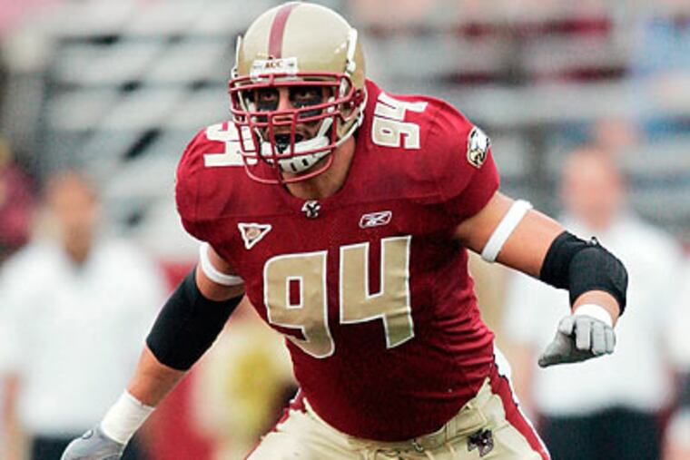 Conestoga High alum Mark Herzlich hopes to impress NFL scouts at the Senior Bowl this week. (Michael Dwyer/AP file photo)